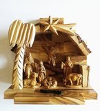 Szopka Betlejemska drewniana z figurkami
